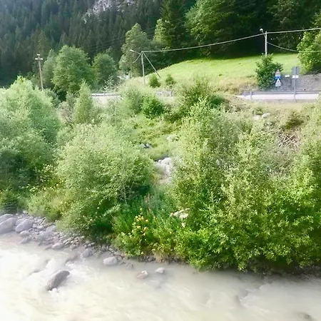 Rifugio Degli Scalatori ゲストハウス *